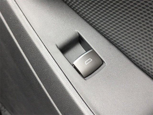 New 2026 Chevrolet Equinox RS image 33