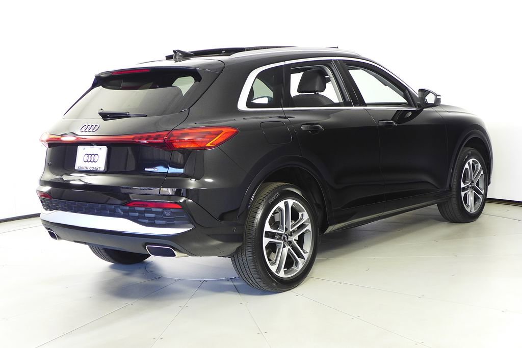 Used 2025 Audi Q5 Premium w/ Convenience Package AWD/4WD image 7