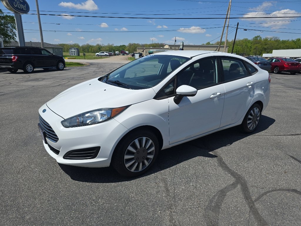 Used 2015 Ford Fiesta S FWD image 2