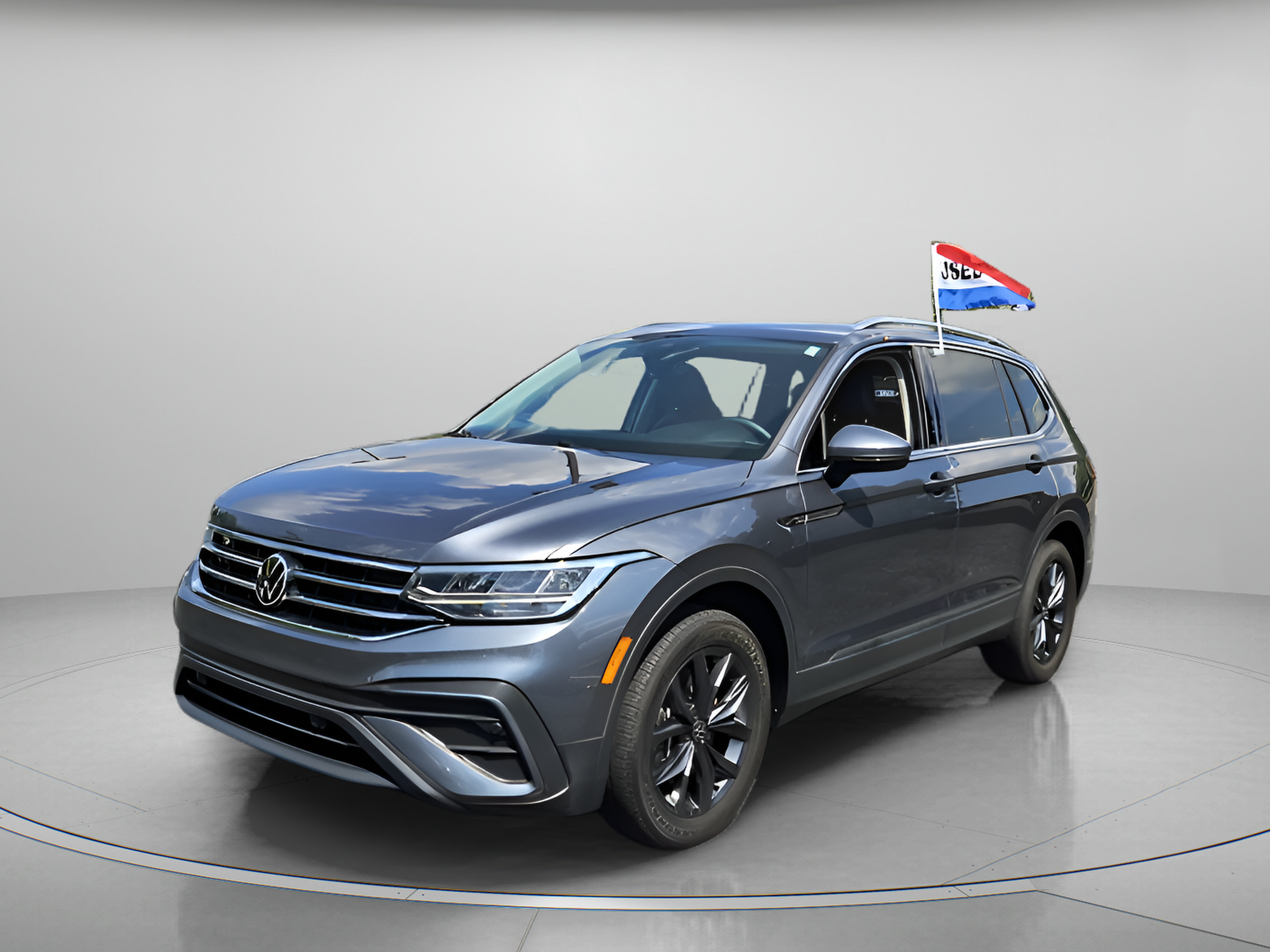 Certified 2023 Volkswagen Tiguan SE w/ Panoramic Sunroof Package