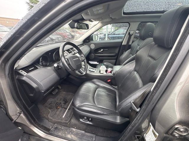 Used 2018 Land Rover Range Rover Evoque SE AWD/4WD image 3