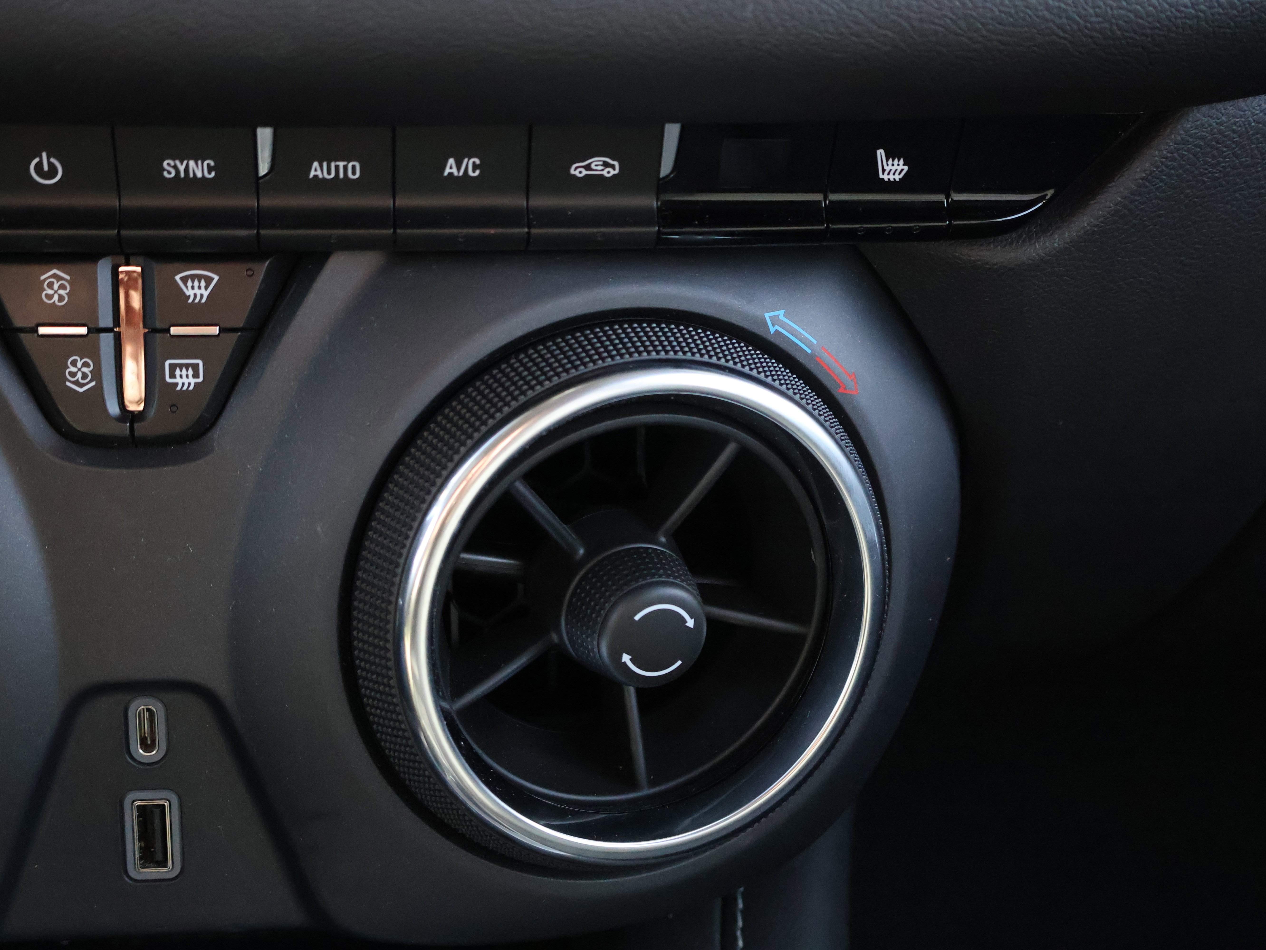 Used 2023 Chevrolet Blazer LT w/ Sound & Technology Package image 28