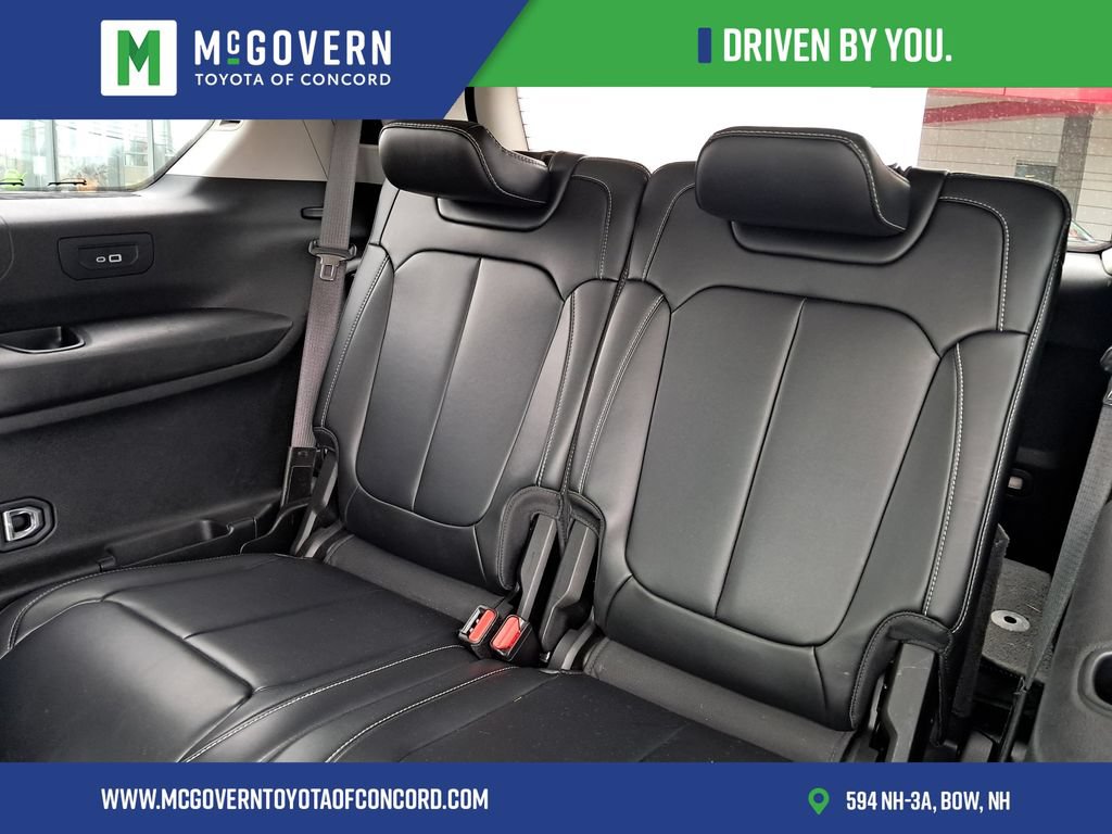 Used 2021 Jeep Grand Cherokee L Limited AWD/4WD image 22