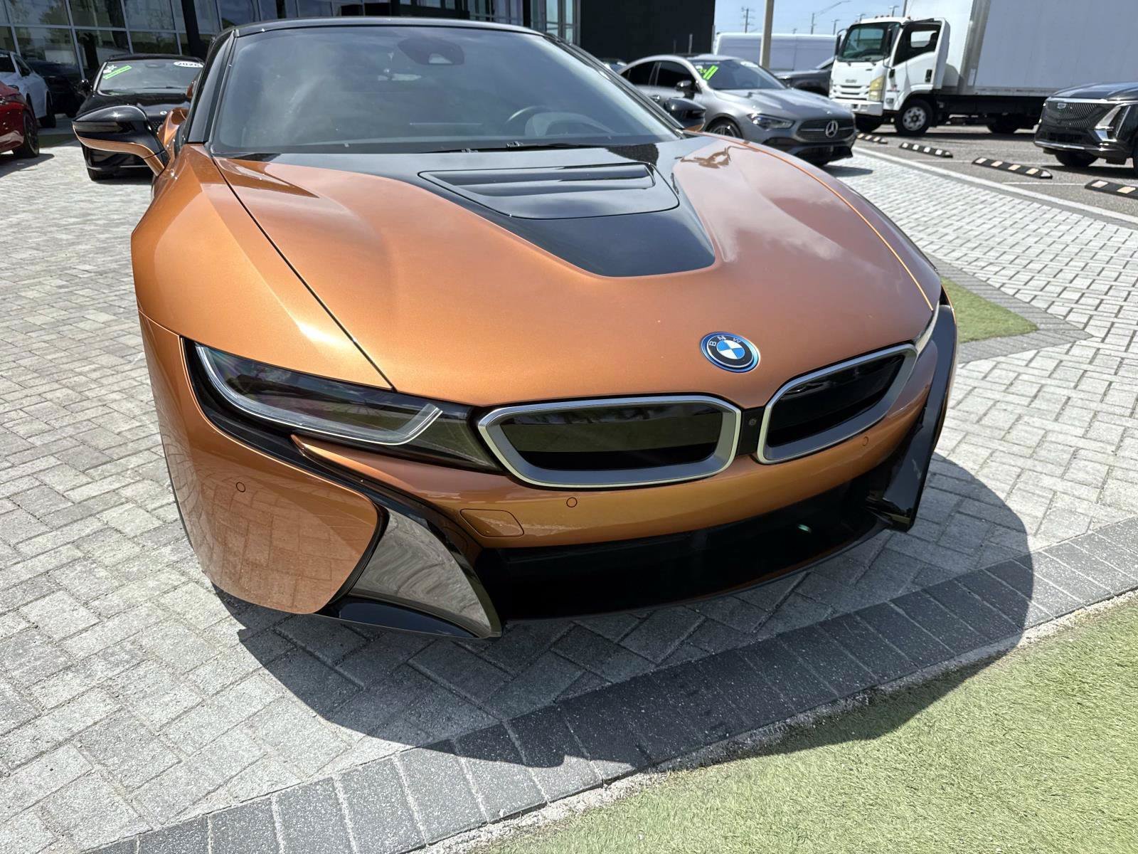 Used 2019 BMW i8 Roadster AWD/4WD image 14