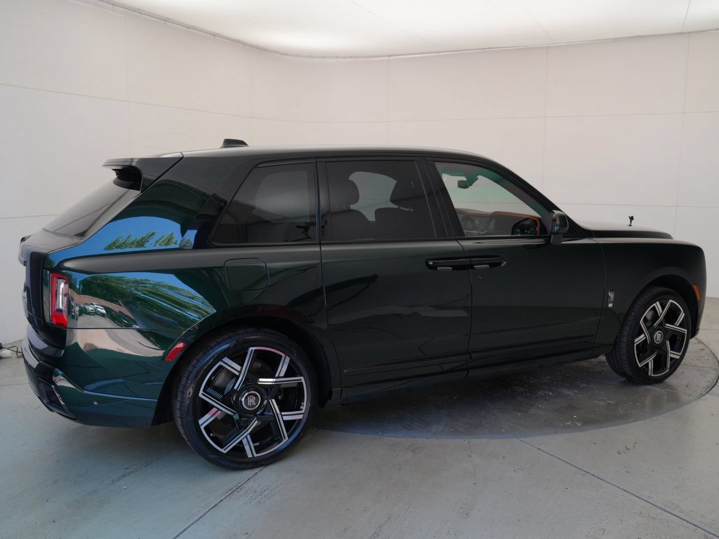 New 2027 Rolls-Royce Cullinan Black Badge AWD/4WD image 57