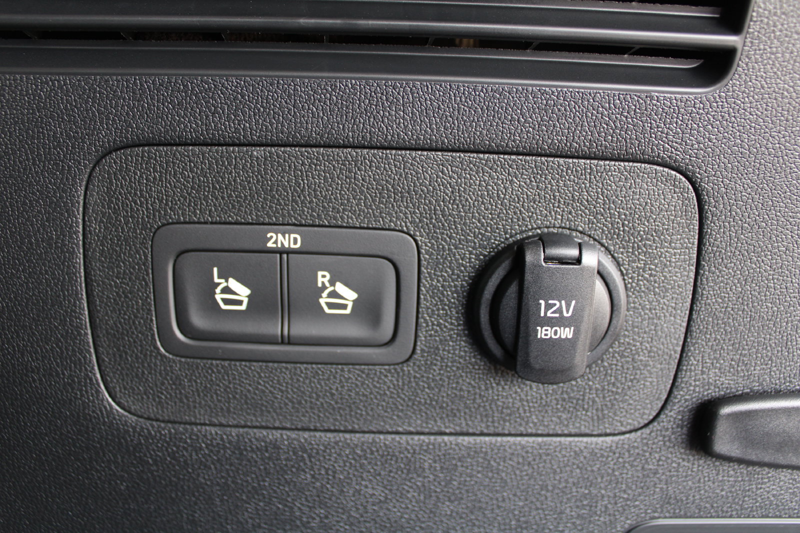Certified 2026 Kia Sorento S AWD/4WD image 11