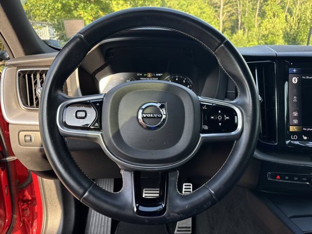Used 2021 Volvo XC60 T5 R-Design w/ Advanced Package AWD/4WD image 25
