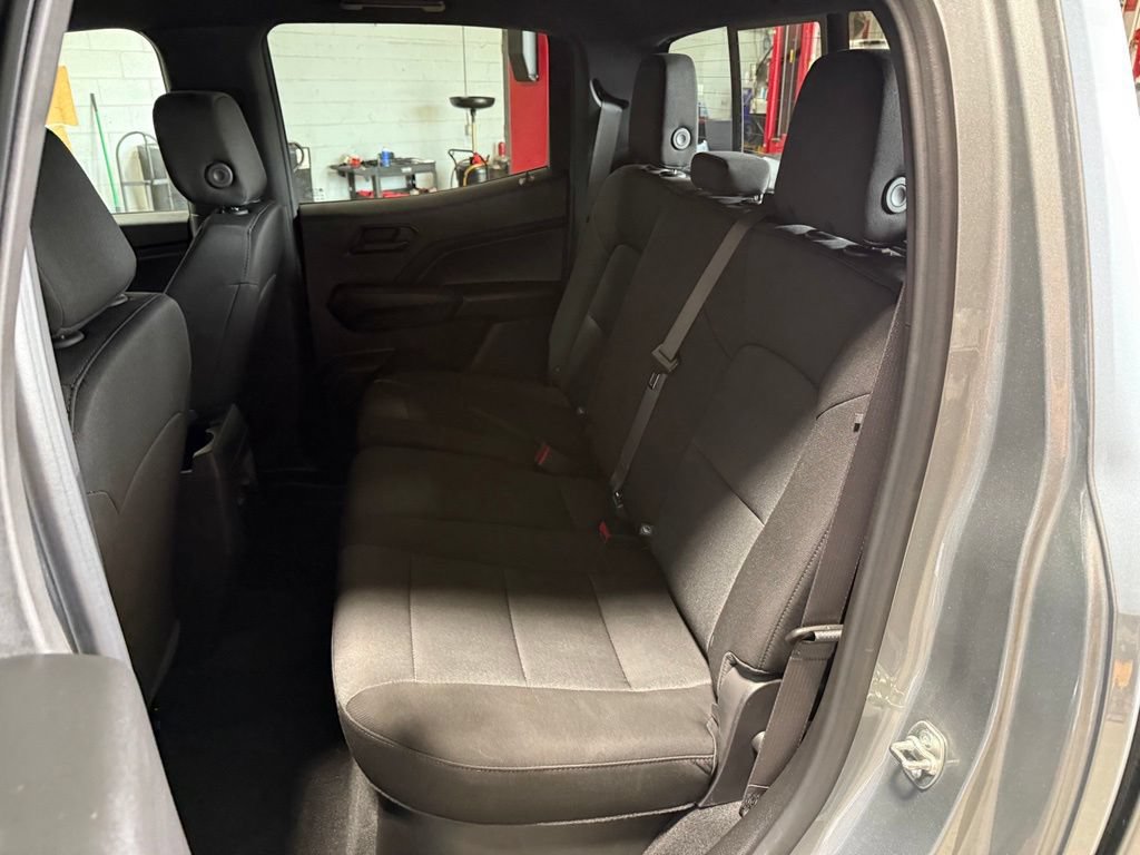 Used 2024 Chevrolet Colorado Trail Boss AWD/4WD image 25