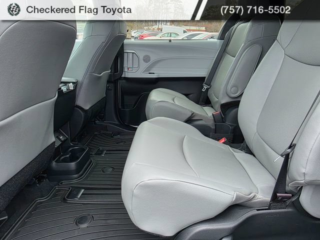 New 2026 Toyota Sienna XLE AWD/4WD image 6