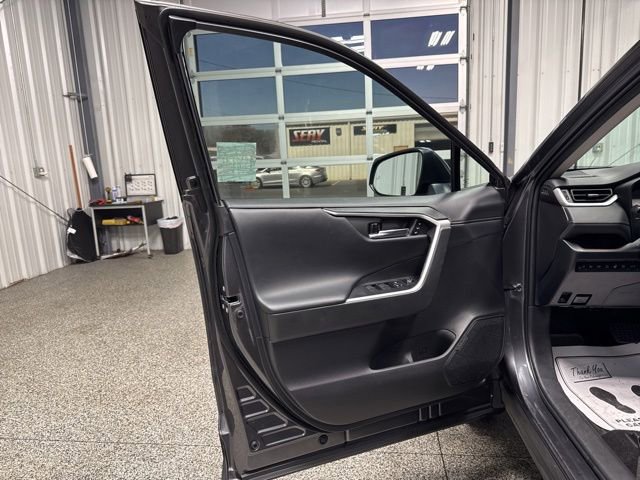 Used 2023 Toyota RAV4 Limited AWD/4WD image 6