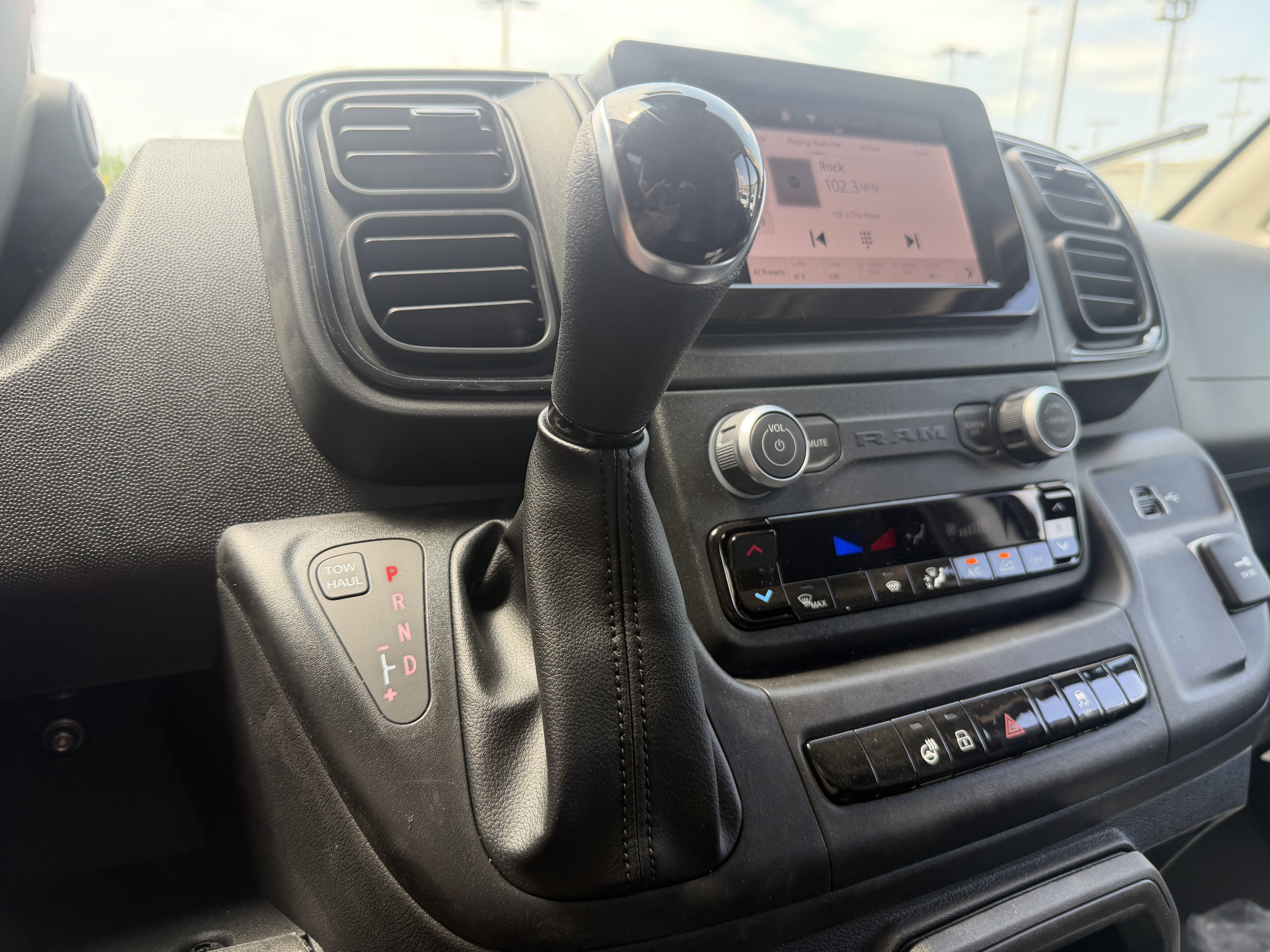 New 2026 RAM ProMaster 1500 w/ Cold Weather Group FWD image 33