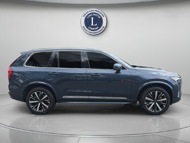 Used 2025 Volvo XC90 B5 Core AWD/4WD image 8