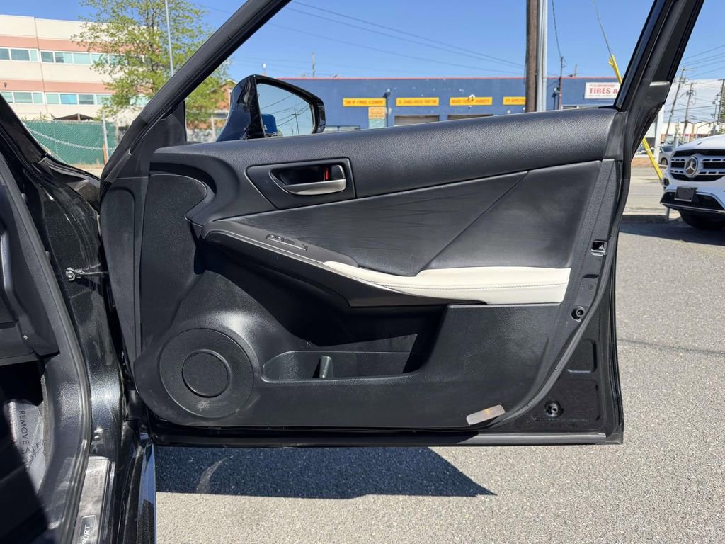 Used 2022 Lexus IS 350 F Sport AWD/4WD image 13