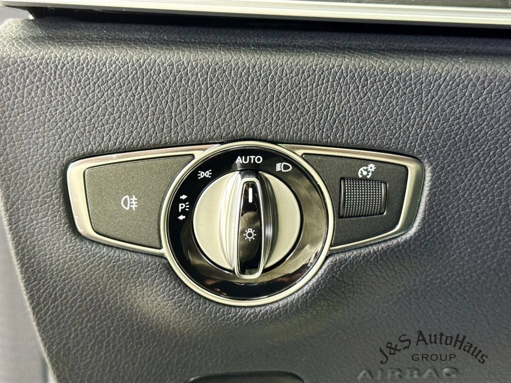 Used 2023 Mercedes-Benz E 350 4MATIC Sedan image 10