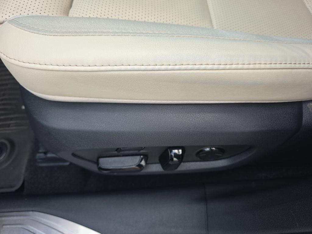 Used 2026 Lexus RX 350 AWD w/ Convenience Package image 17