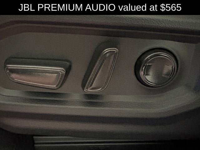 Used 2026 Toyota Tundra Limited AWD/4WD image 8