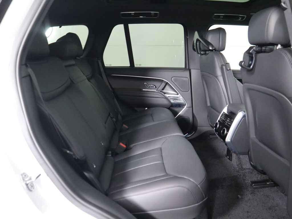 New 2026 Land Rover Range Rover SE AWD/4WD image 24