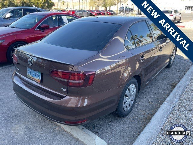 Used 2016 Volkswagen Jetta S image 3