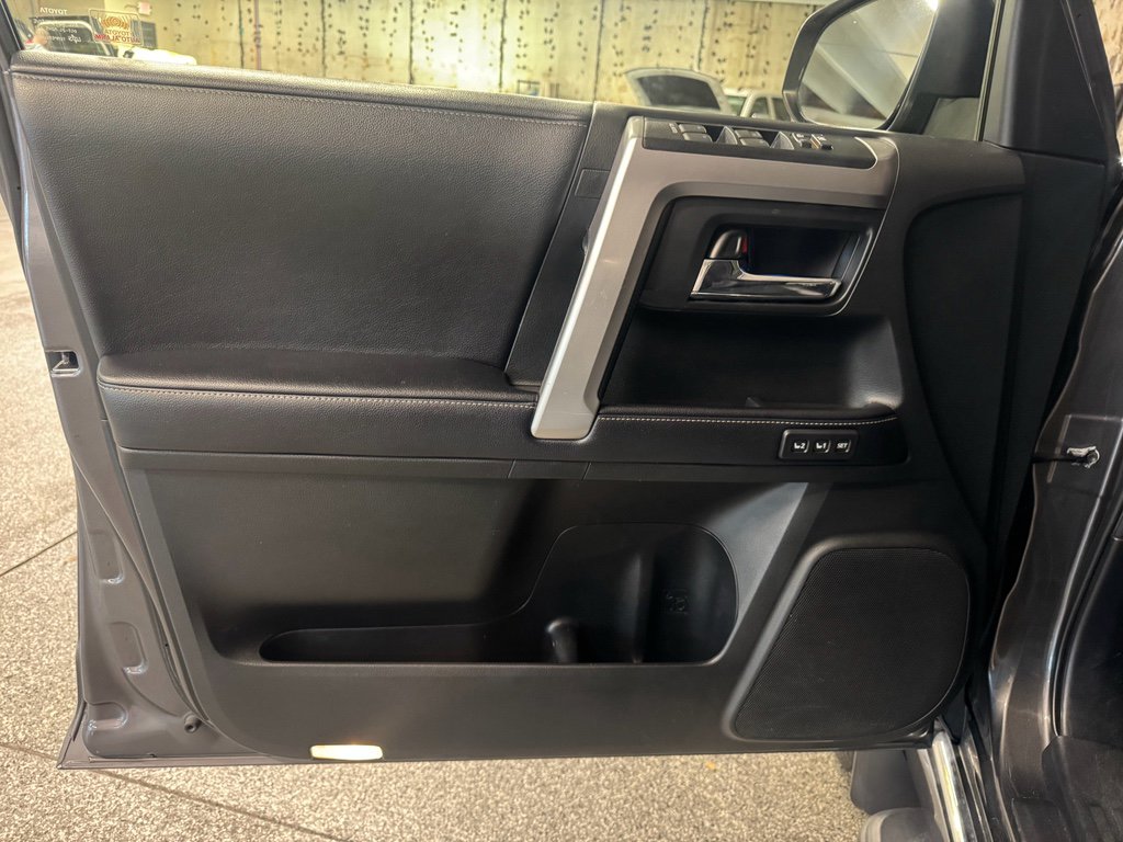 Used 2019 Toyota 4Runner Limited image 16