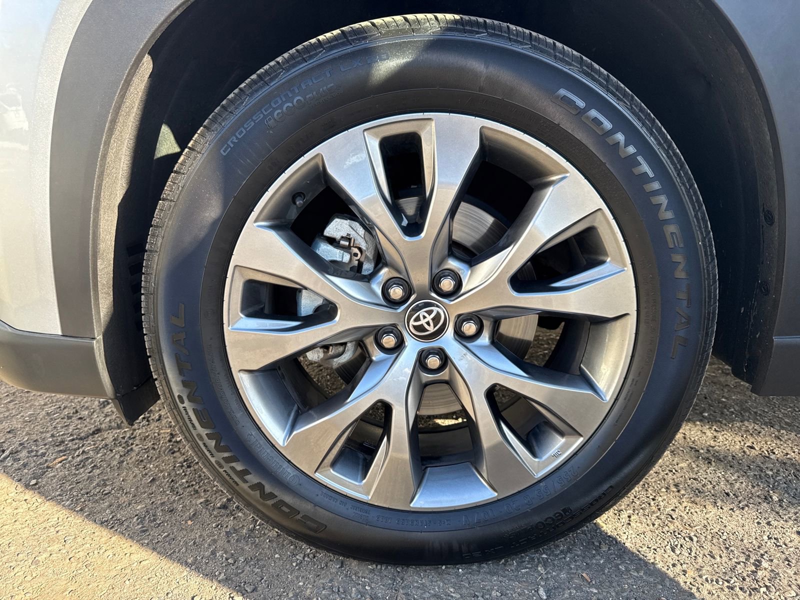 Used 2024 Toyota Grand Highlander Limited image 27