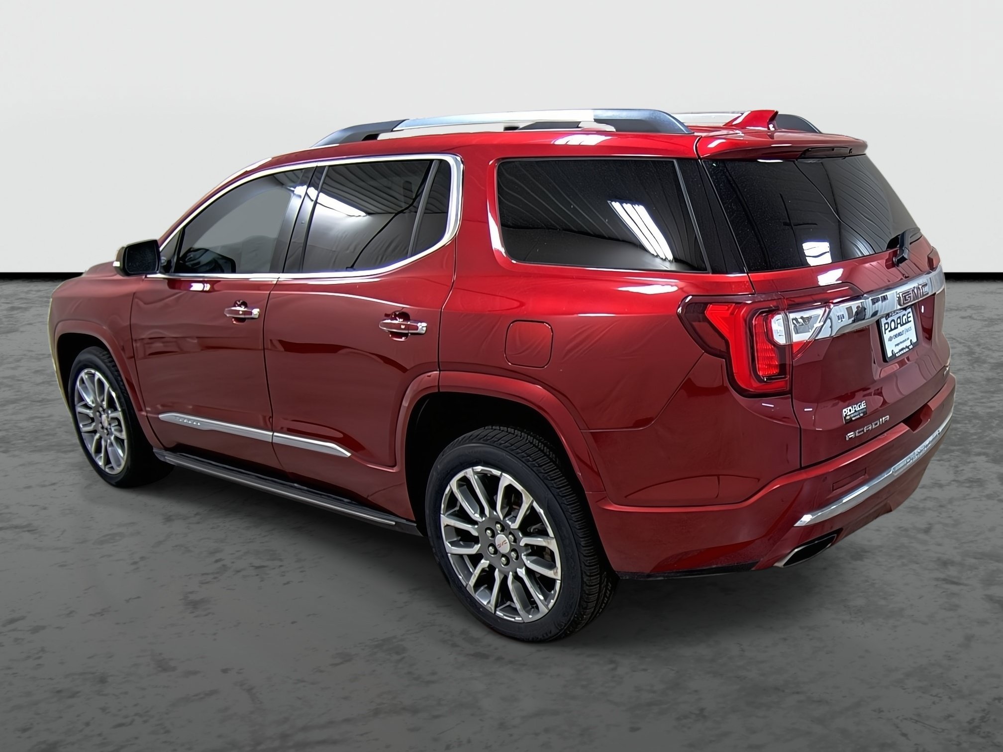 Certified 2021 GMC Acadia Denali w/ Denali Technology Package AWD/4WD image 2