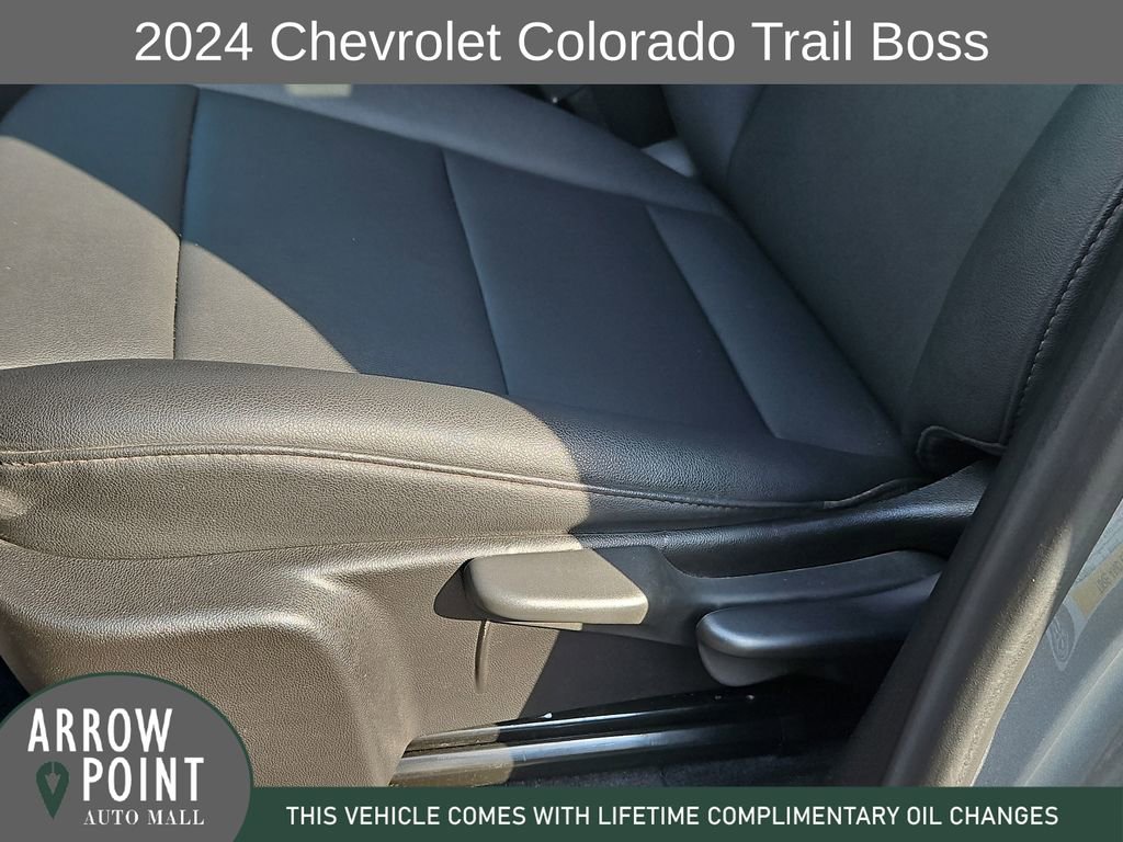 Used 2024 Chevrolet Colorado Trail Boss w/ Advanced Trailering Package image 23