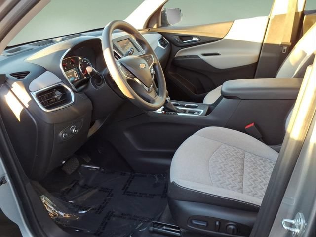 Used 2024 Chevrolet Equinox LS w/ LS Convenience Package FWD image 11