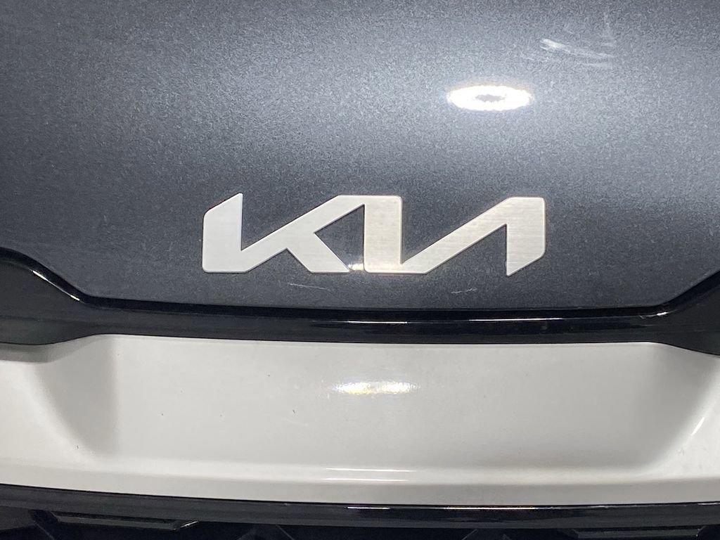 Used 2023 Kia Sportage EX image 27