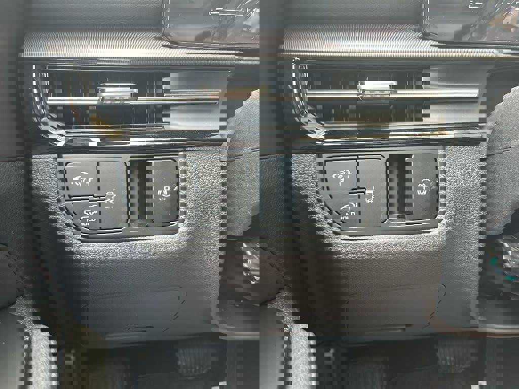 New 2026 Kia Sportage EX w/ EX Panorama Roof Package image 27