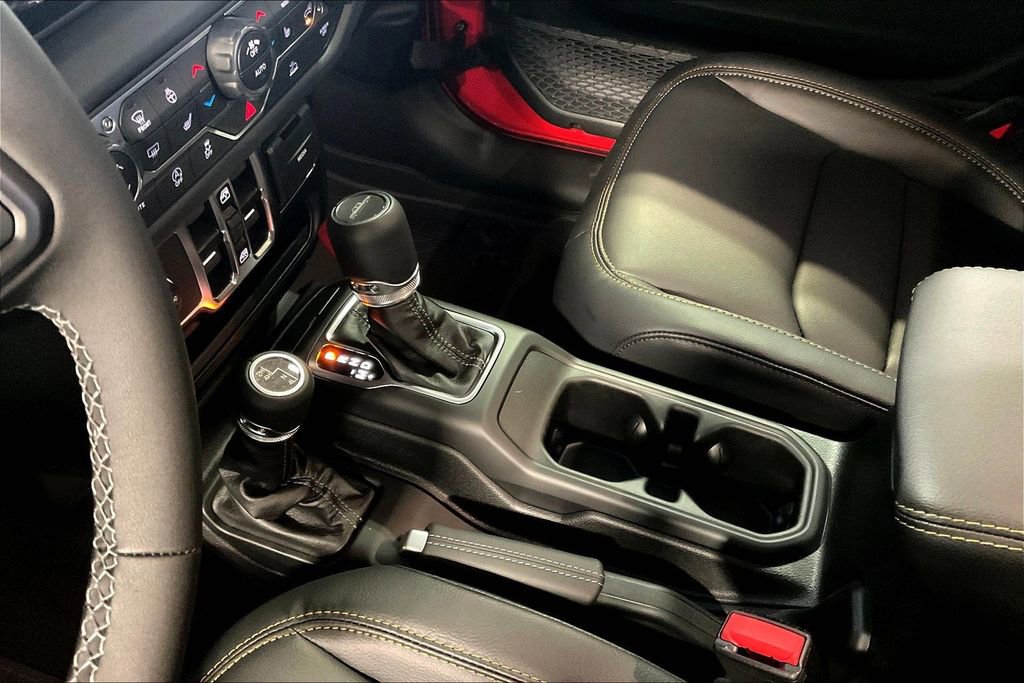 New 2025 Jeep Gladiator Sport image 29