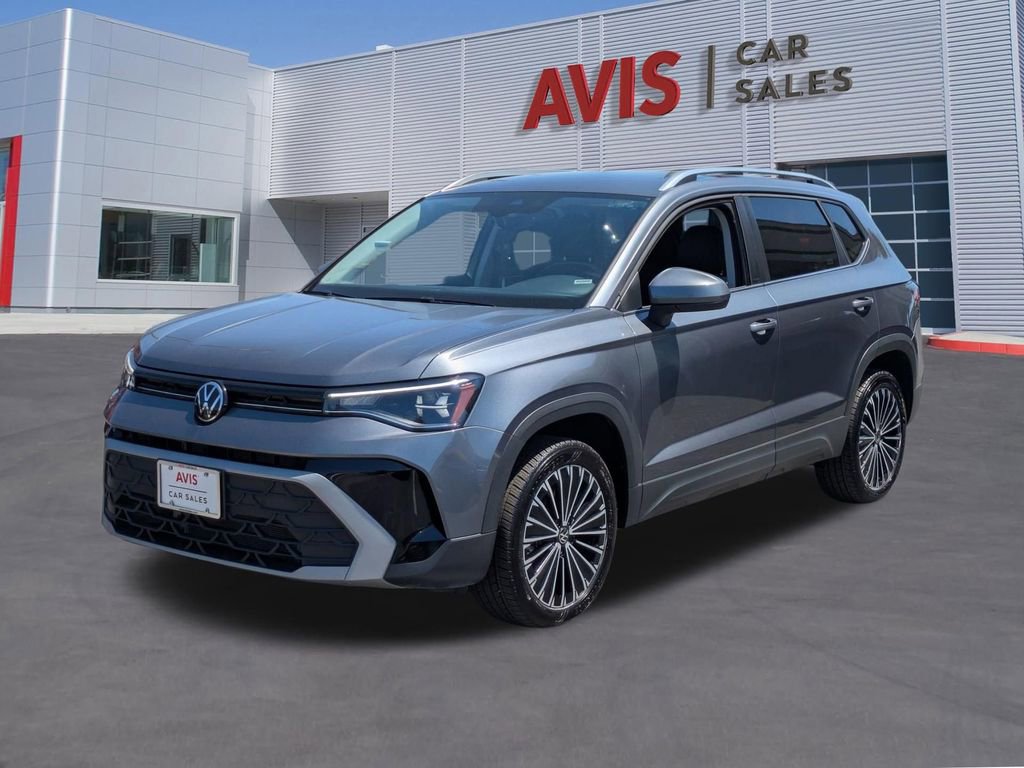 Used 2025 Volkswagen Taos SE