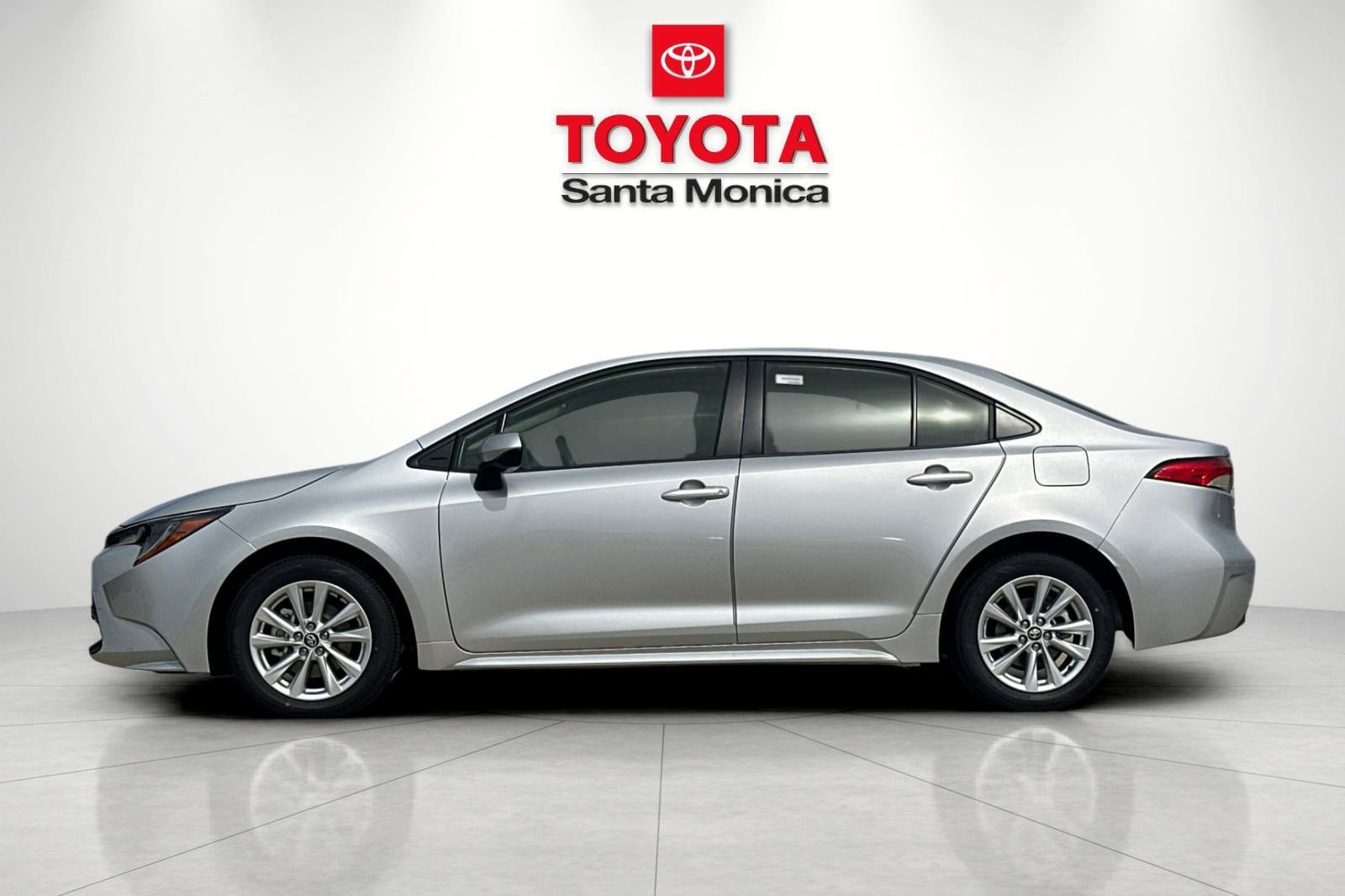 New 2027 Toyota Corolla LE FWD image 8