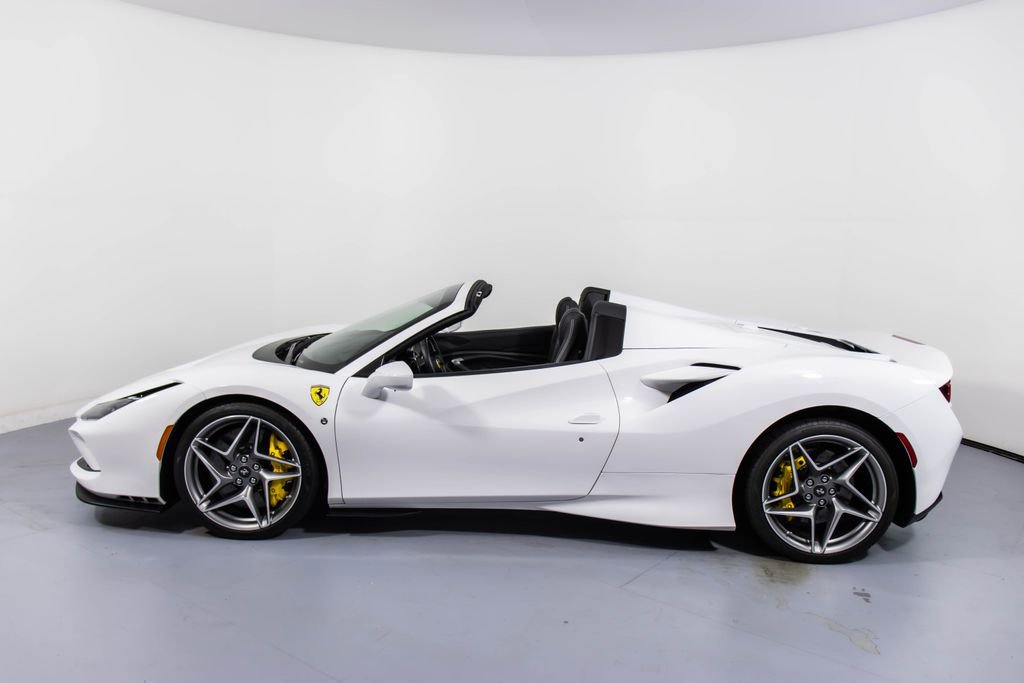 Certified 2022 Ferrari F8 Tributo image 9