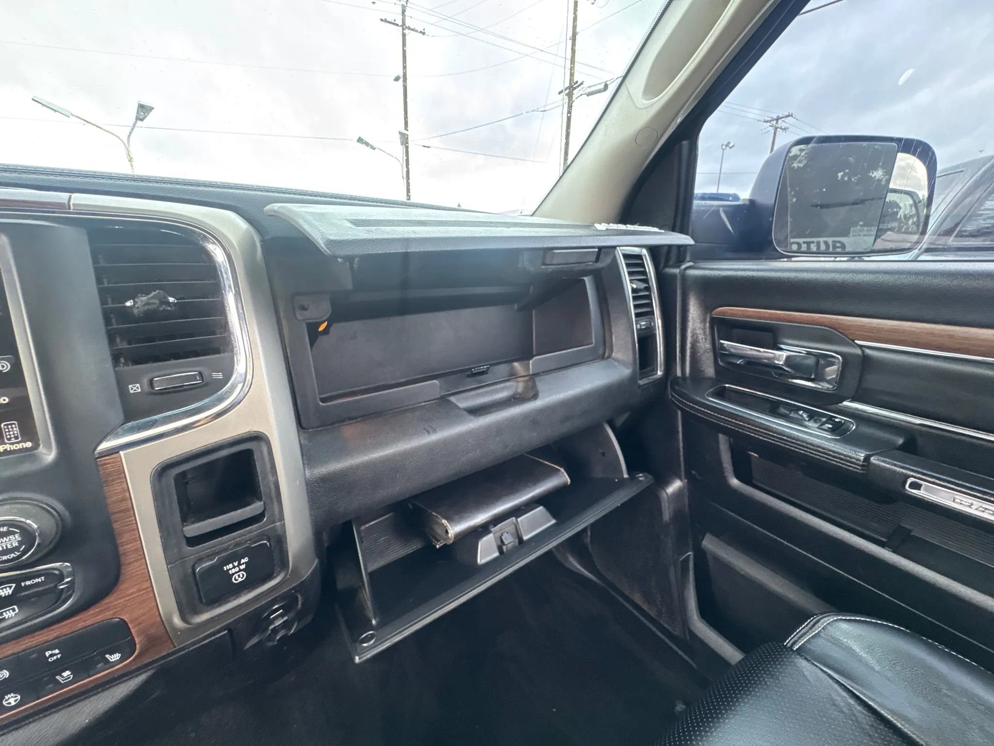 Used 2014 RAM 3500 Laramie w/ Black Appearance Group image 36