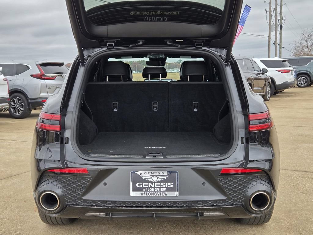 Used 2023 Genesis GV70 2.5T w/ Sport Prestige Package AWD/4WD image 8