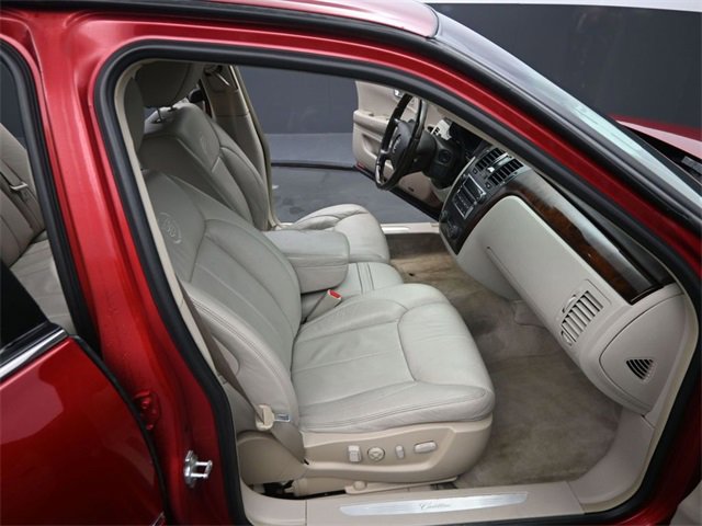 Used 2009 Cadillac DTS image 18