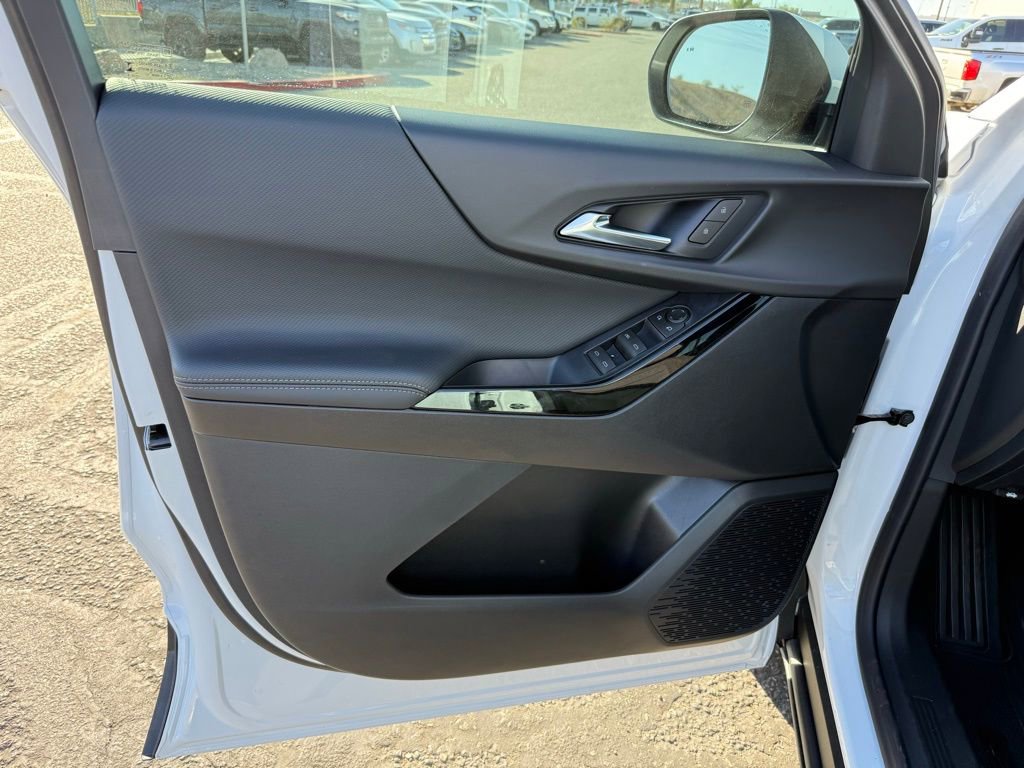 New 2026 Chevrolet Equinox LT FWD image 20