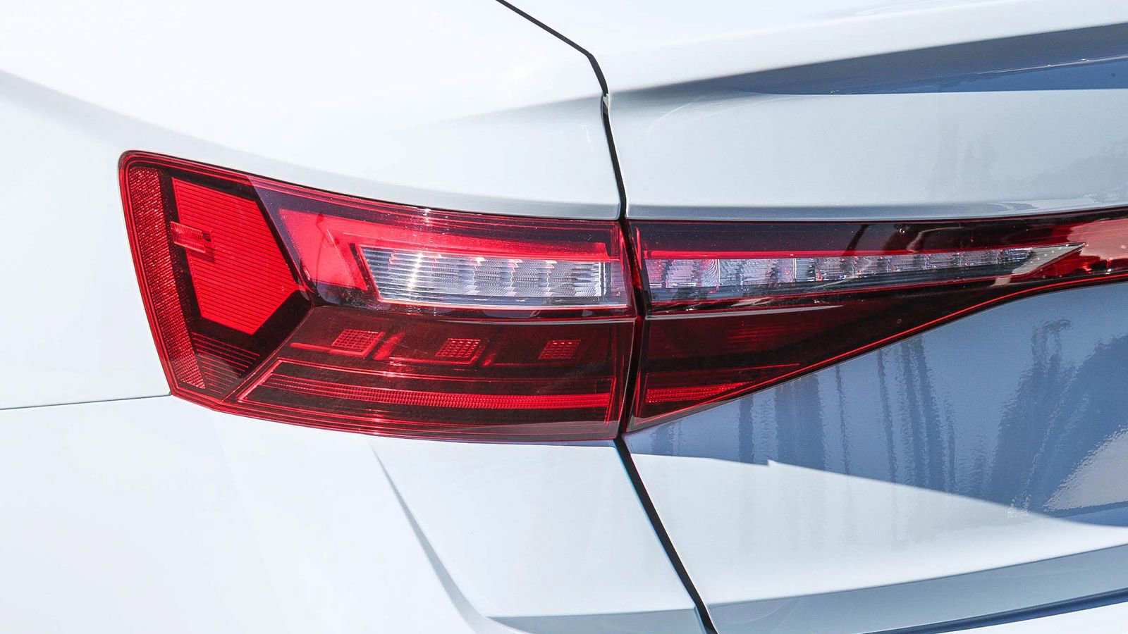 Used 2025 Volkswagen Jetta Sport image 9