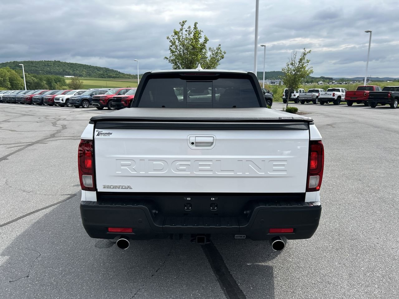 Used 2025 Honda Ridgeline Black Edition image 6
