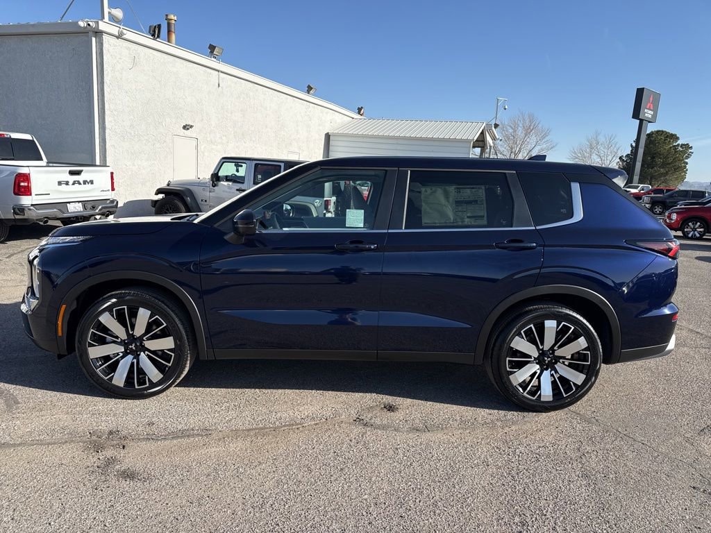 New 2026 Mitsubishi Outlander SE FWD image 4