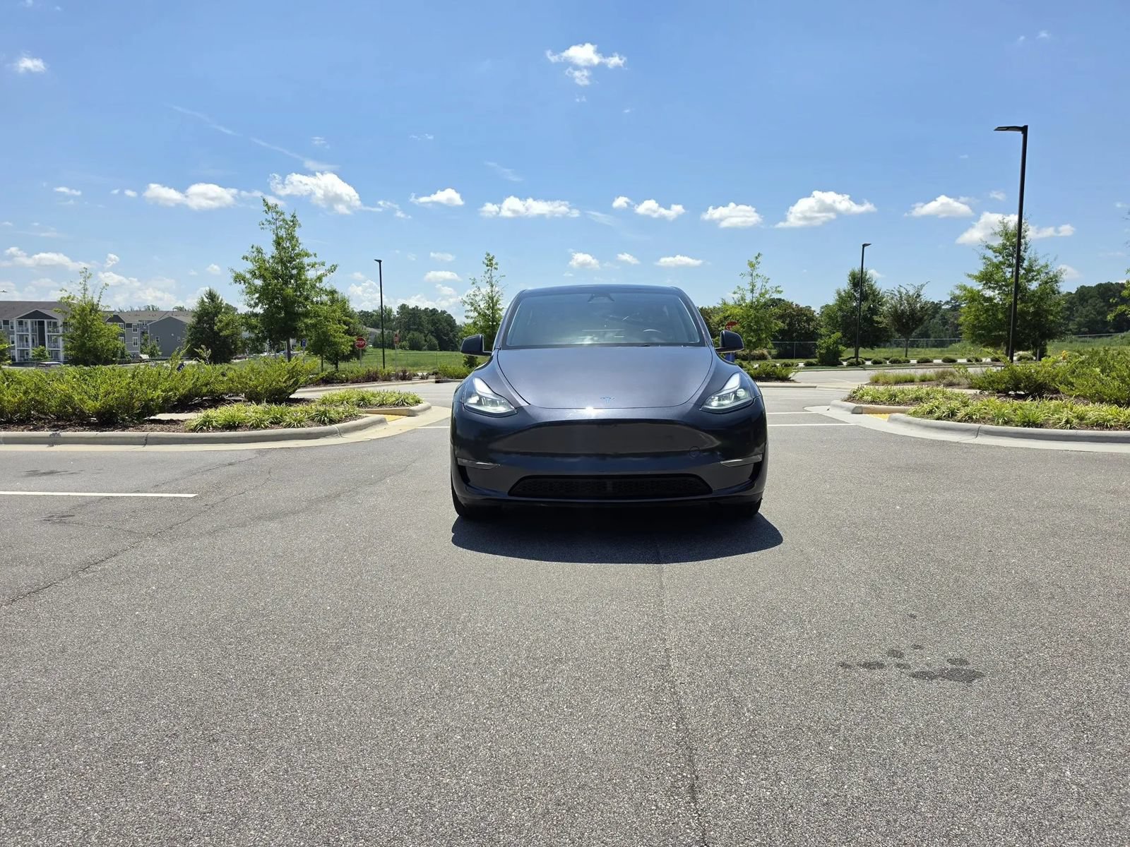 Used 2024 Tesla Model Y Long Range AWD/4WD image 10