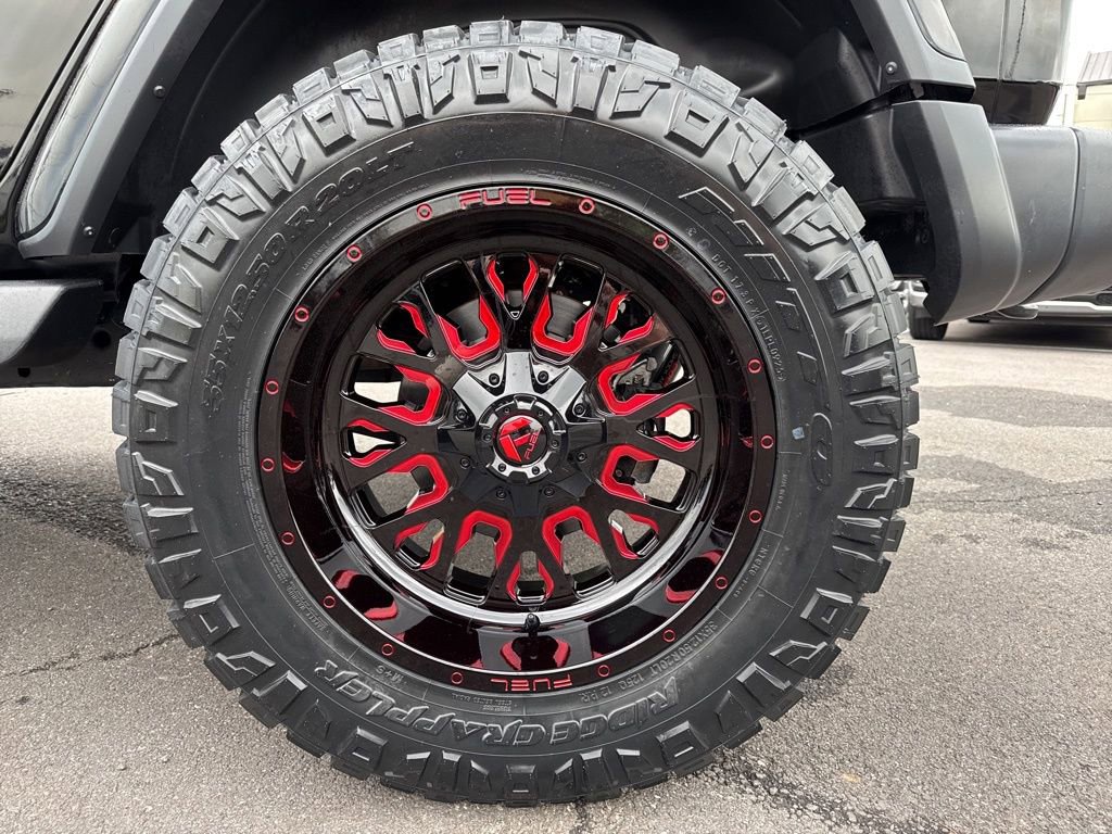 Used 2020 Jeep Wrangler Unlimited Sahara image 12