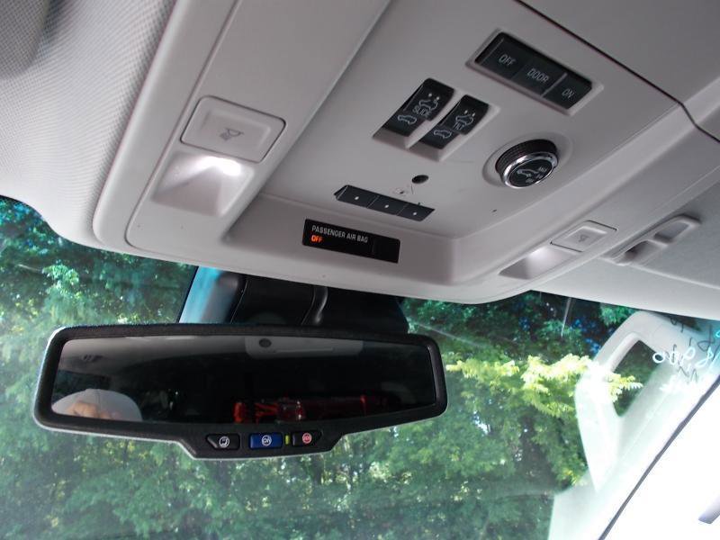 Used 2018 Chevrolet Suburban LT AWD/4WD image 38