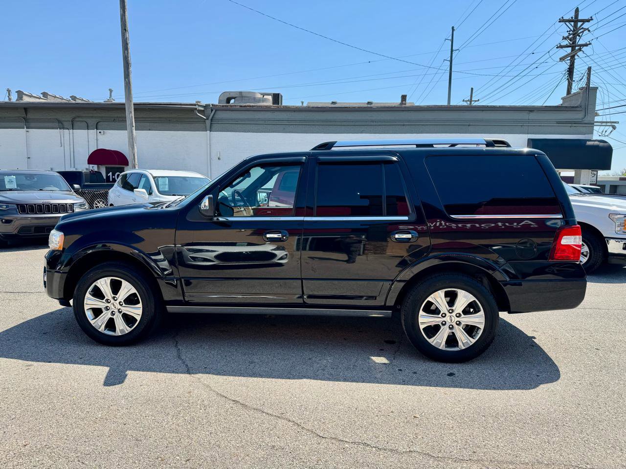 Used 2016 Ford Expedition Platinum image 7