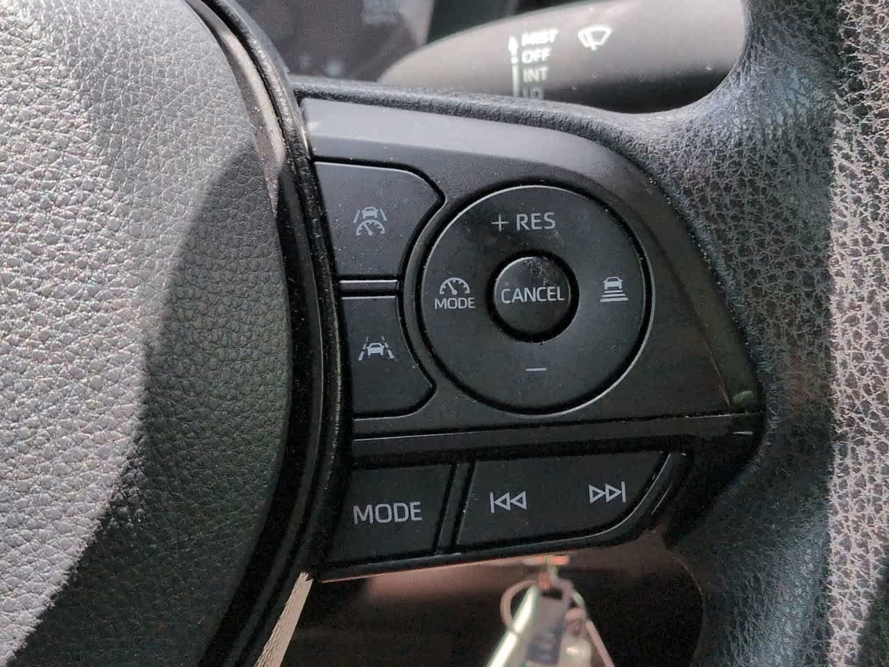 Certified 2025 Toyota Corolla LE FWD image 23