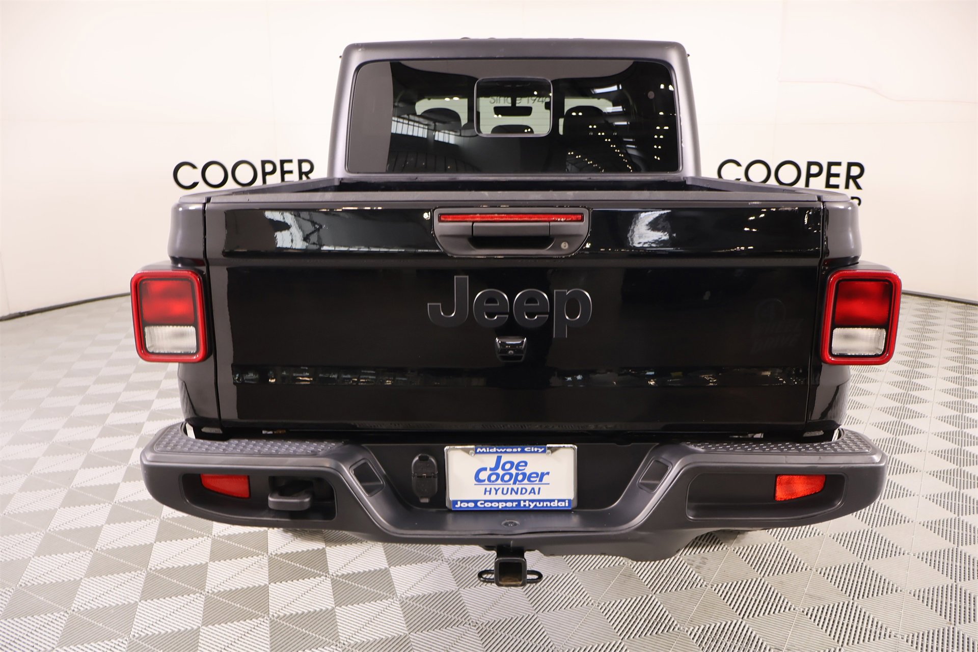 Used 2023 Jeep Gladiator Willys image 21