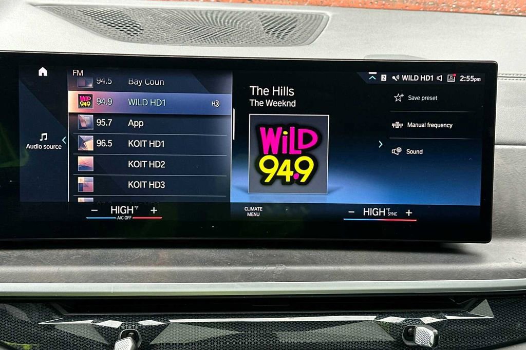 Used 2023 BMW X7 xDrive40i image 24