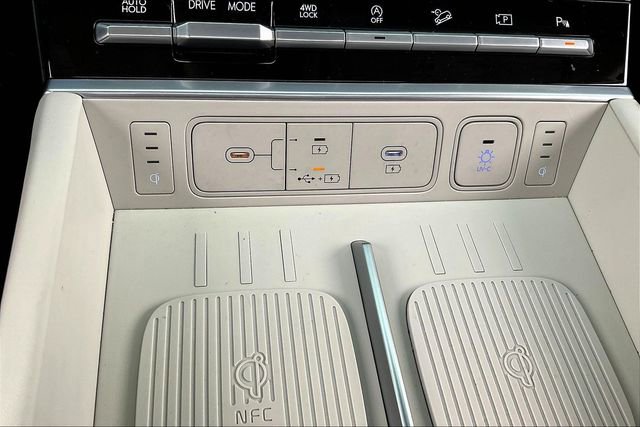 Used 2025 Hyundai Santa Fe Calligraphy image 33