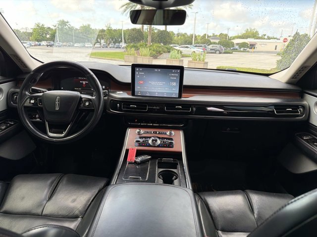 Used 2020 Lincoln Aviator Reserve w/ Equipment Group 201A image 23