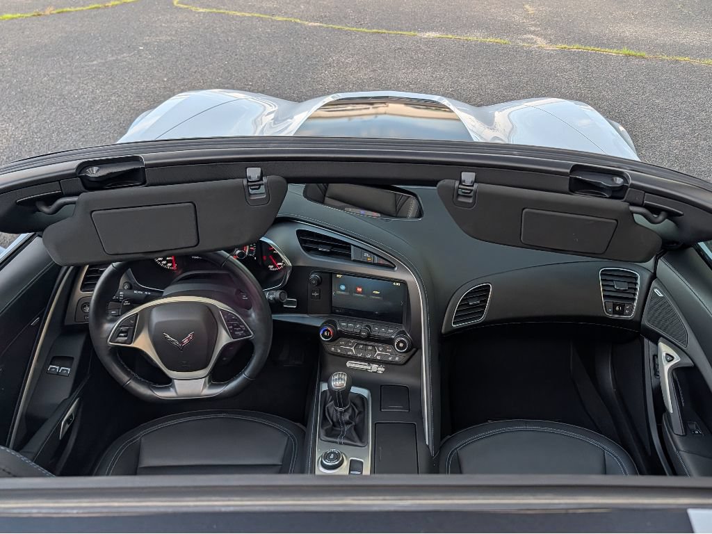 Used 2018 Chevrolet Corvette Grand Sport RWD image 11